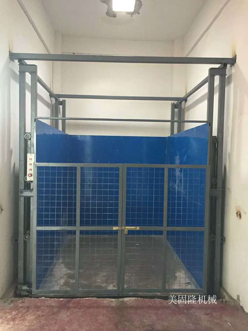 南京导轨式升降货梯价格